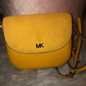 Micheal Kors purse